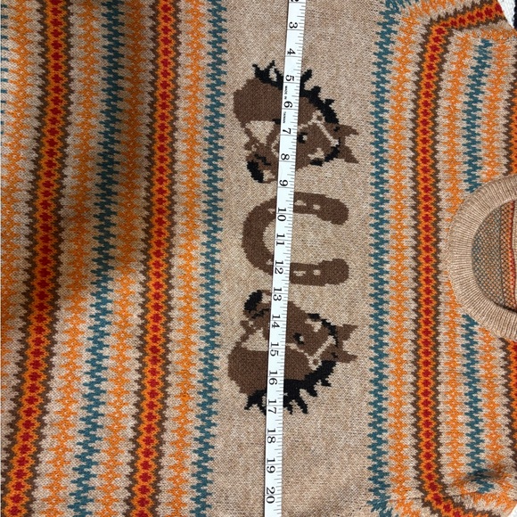 Horse Pattern Beige Sweater - Picture 2 of 4